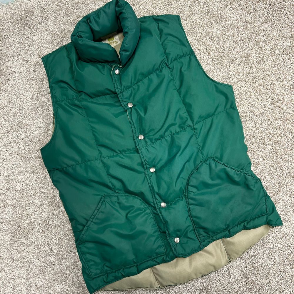 Vintage Sierra Designs Puffer Vest Men Size Small Green Snap USA‎ Made